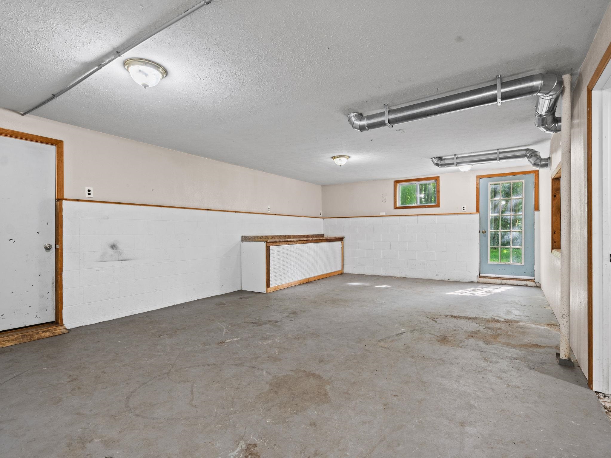 3527 South 31 Road Cadillac, MI 49601 - Photo 35 of 60