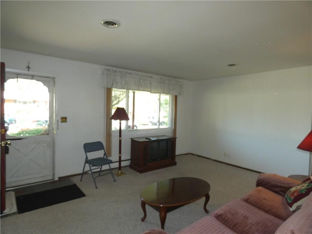 2701 Sickle Road Indianapolis, IN 46219 - Photo 2 of 10 Gallery Image 2