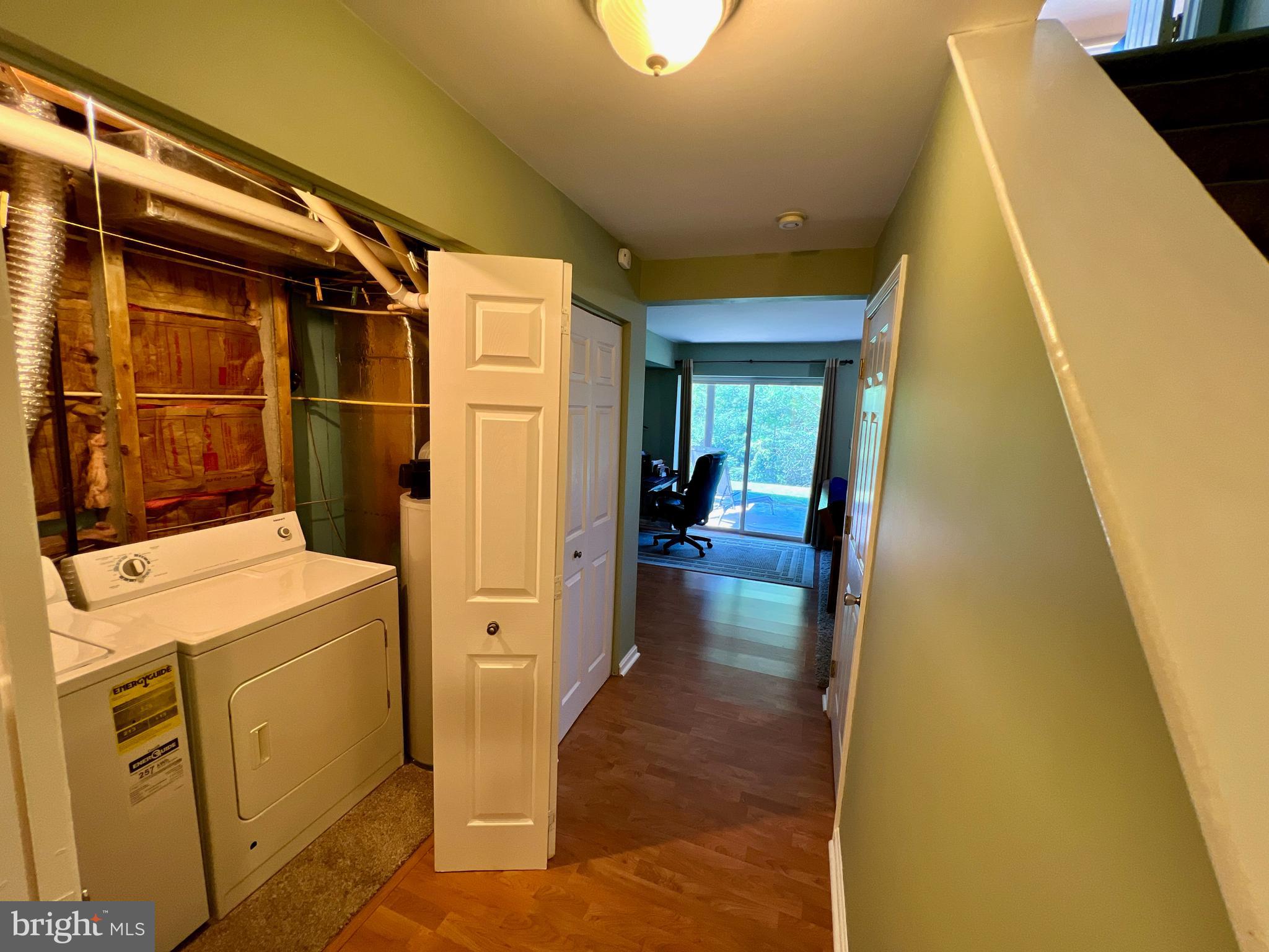 2995 Robin Road York, PA 17404 - Photo 33 of 38 Lower Level Laundry / Utility