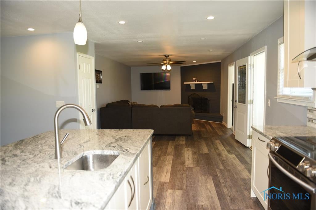 10248 Five Point Road Perrysburg, OH 43551 - Photo 12 of 50 Gallery Image 12