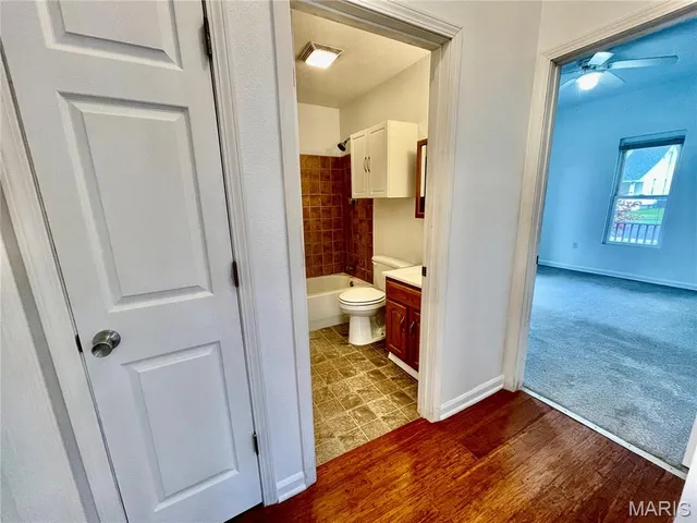 $1,050 | 452 East Ferguson Avenue, Unit A, Wood River, IL 62095