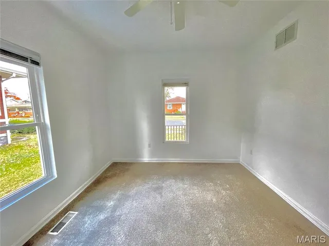 $1,050 | 452 East Ferguson Avenue, Unit A, Wood River, IL 62095