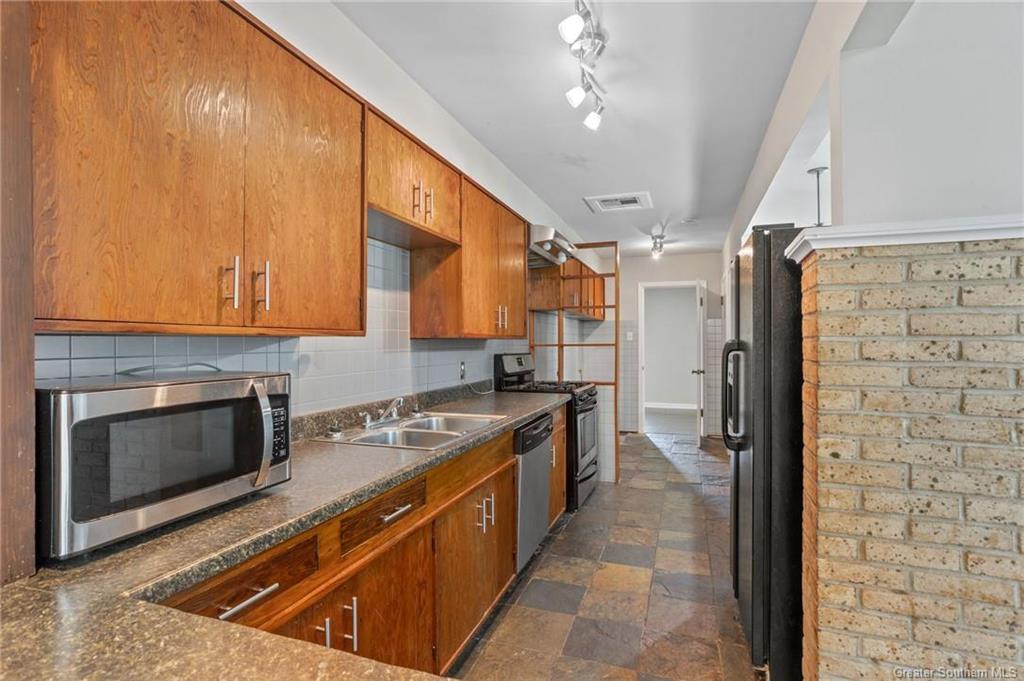 1119 Mobile Street Lake Charles, LA 70605 - Photo 6 of 18