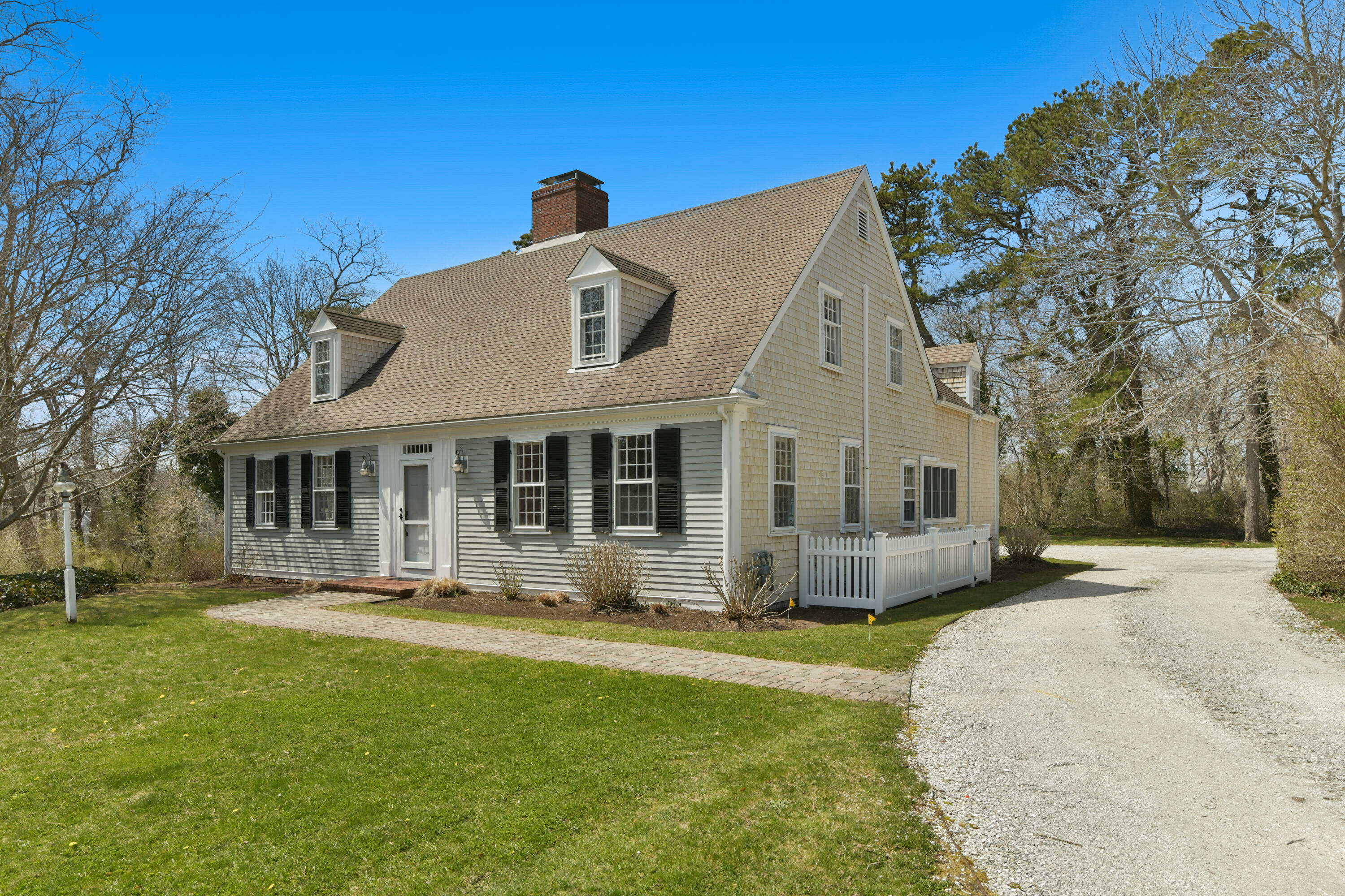588 South Orleans Road Orleans, MA 02653 - Photo 5 of 43 Front Entrace