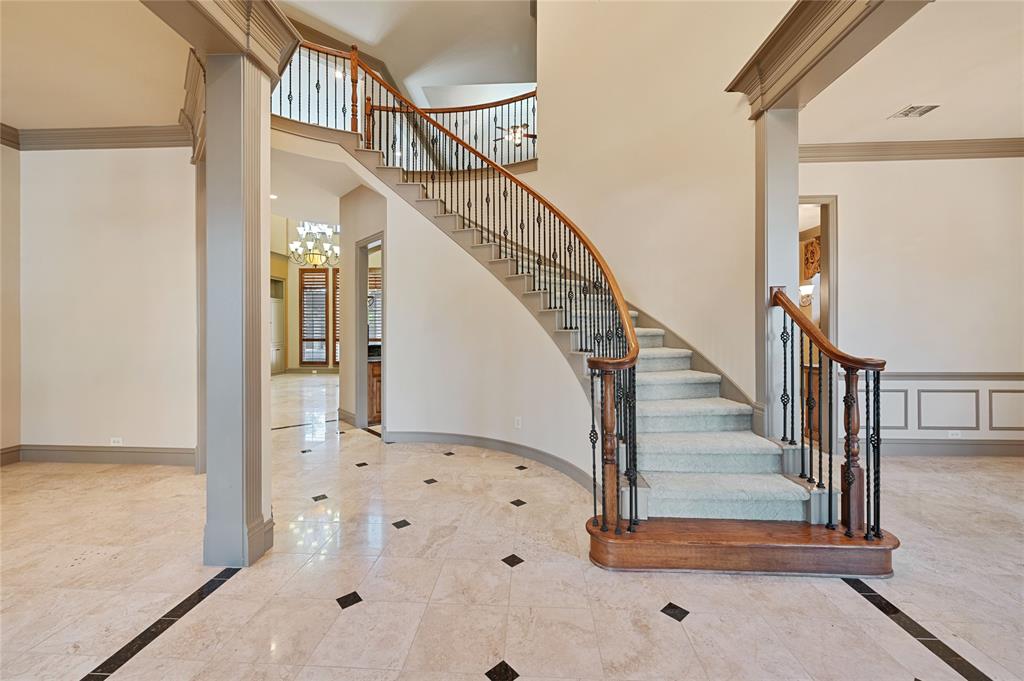 1806 Longwood Court Allen, TX 75013 - Photo 4 of 28