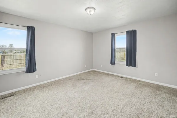 $375,000 | 6390 East Co Road 100 North, Frankfort, IN 46041
