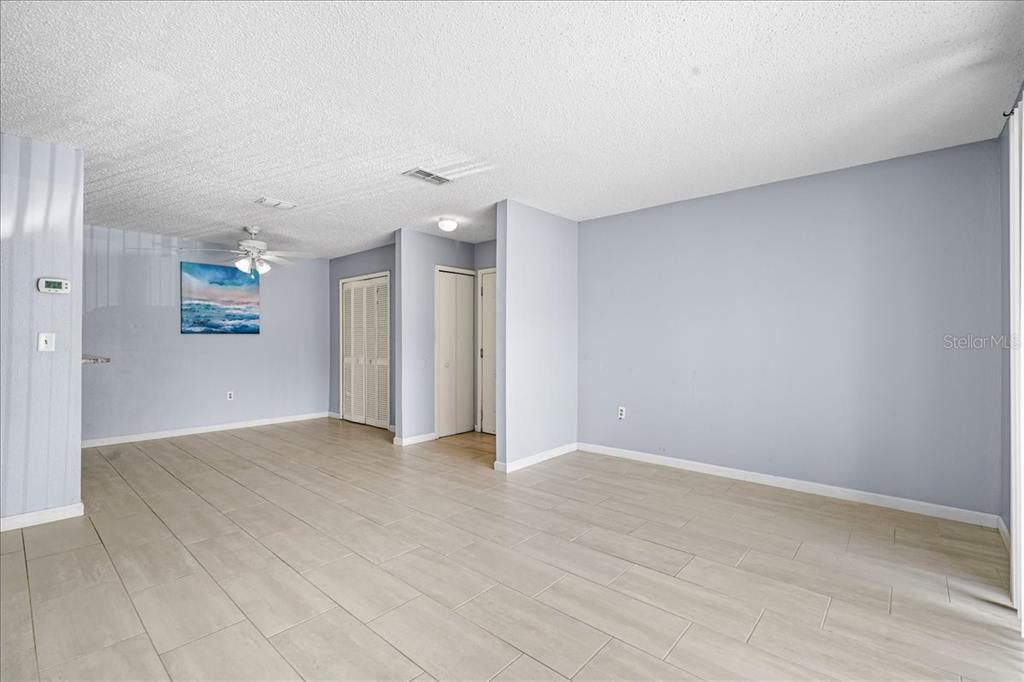 3705 Southwest 27th Street, Unit 611 Gainesville, FL 32608 - Photo 11 of 30