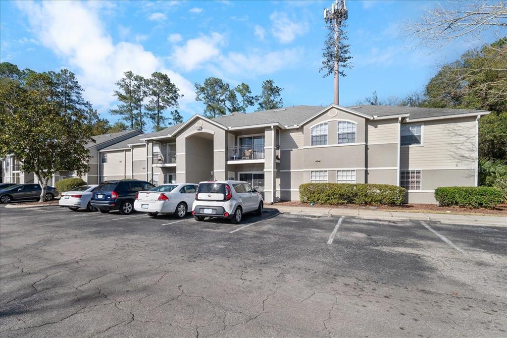 3705 Southwest 27th Street, Unit 611 Gainesville, FL 32608 - Photo 2 of 30