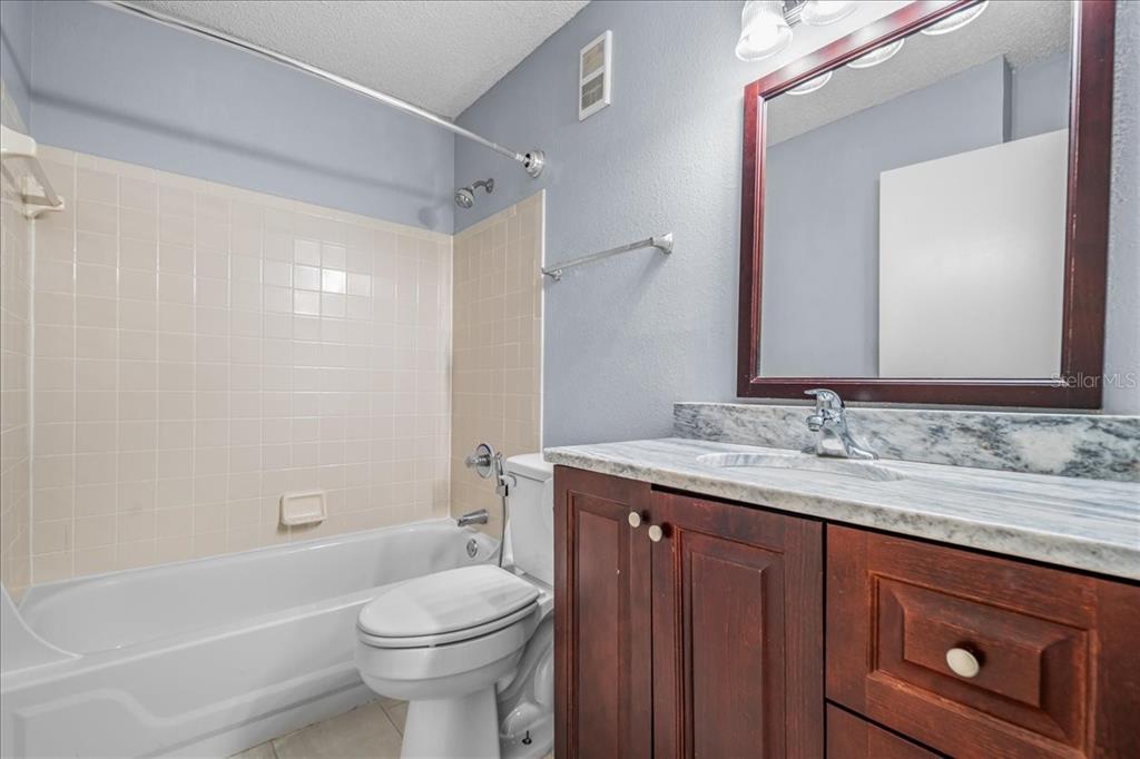 3705 Southwest 27th Street, Unit 611 Gainesville, FL 32608 - Photo 29 of 30