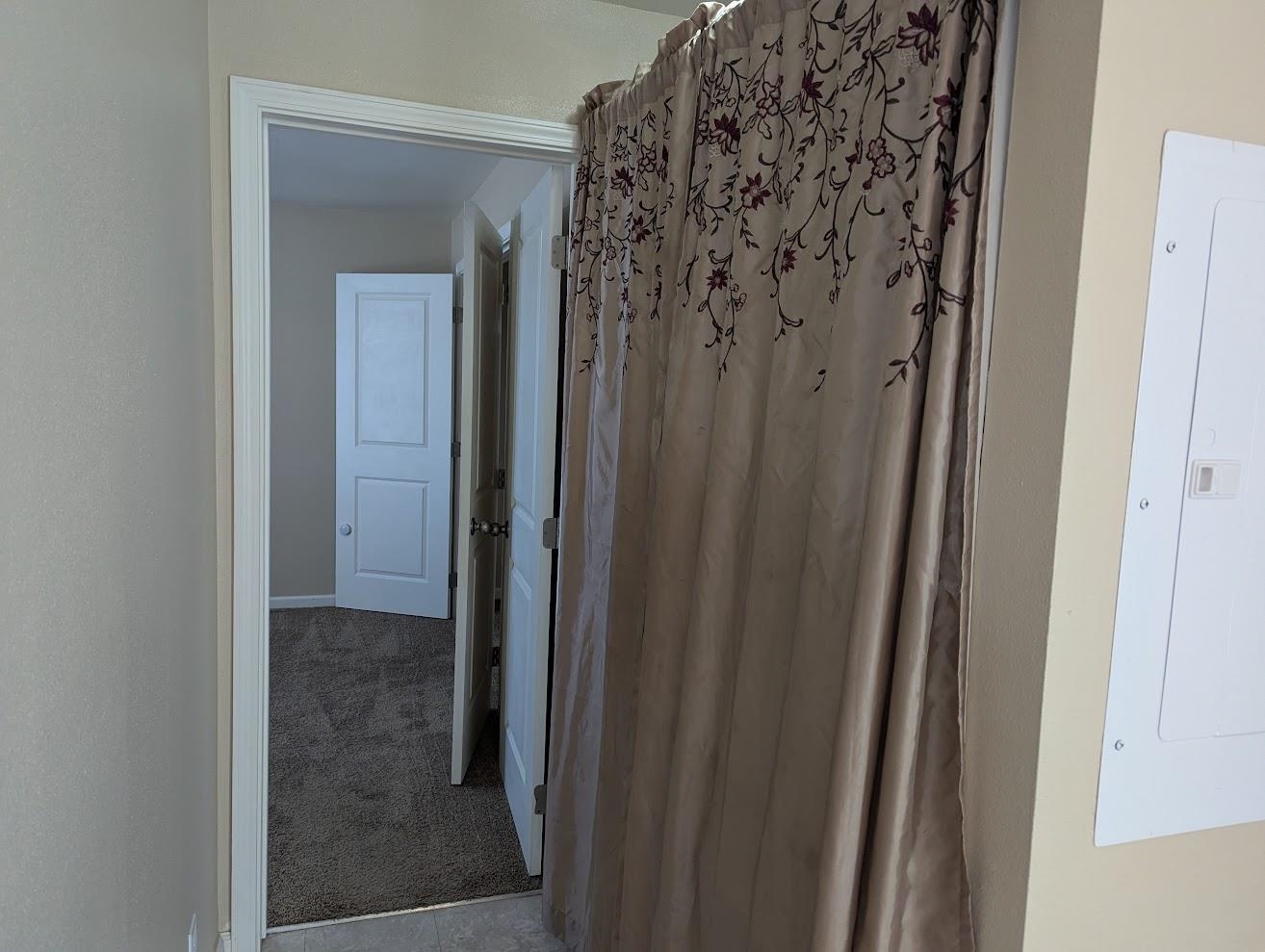 435 32 Road, Unit 907 Clifton, CO 81520 - Photo 8 of 24 a view of a bathroom