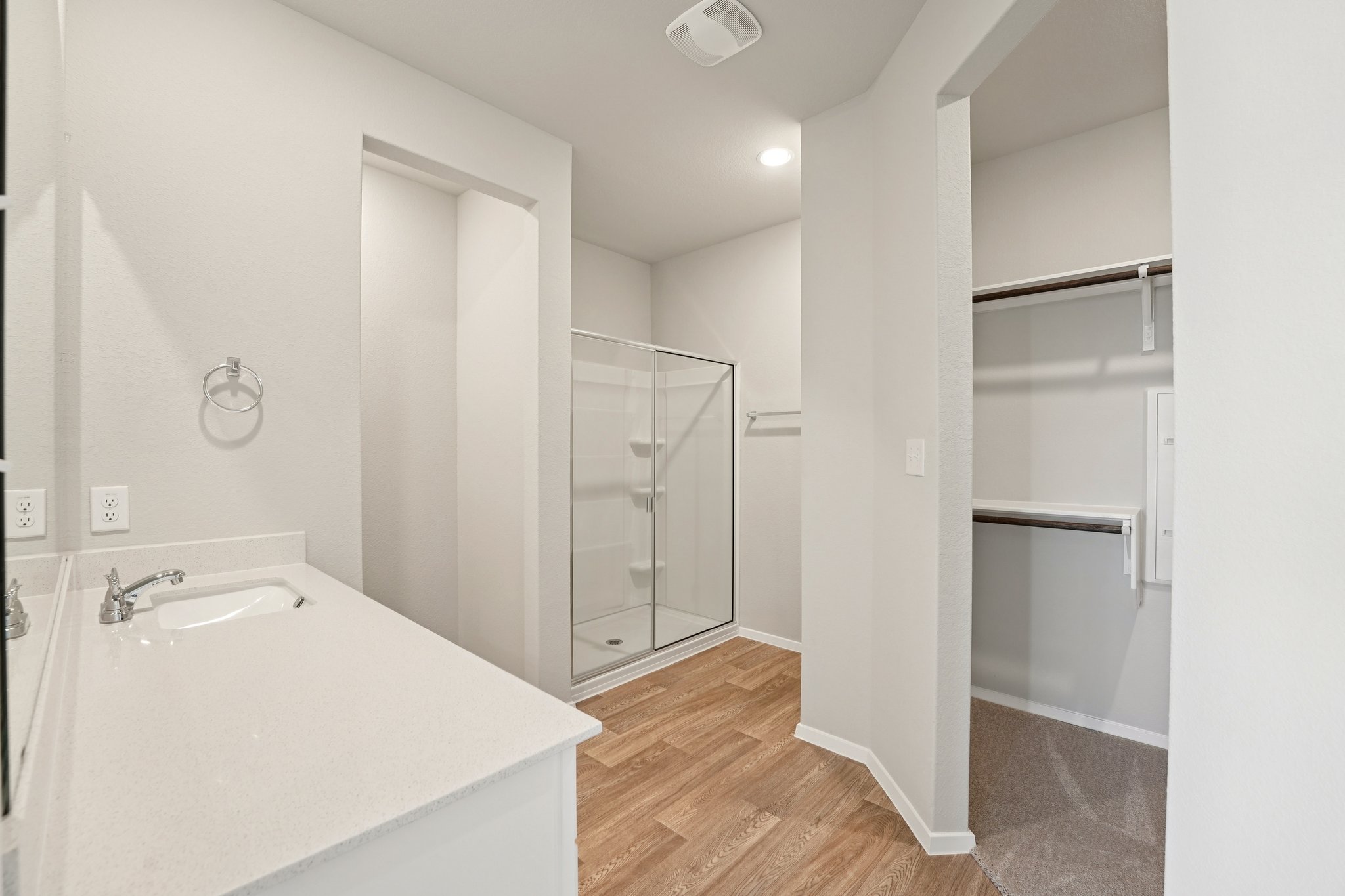 136 Summer Drive Elgin, TX 78621 - Photo 16 of 35 Primary Bath retreat & walk-in shower