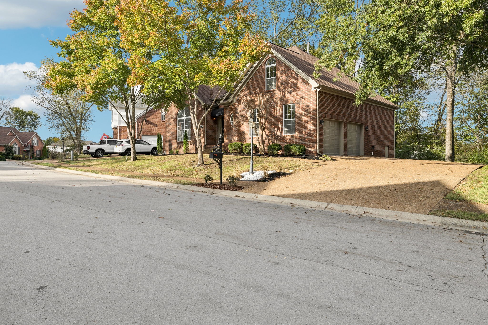 4909 John Hagar Road Hermitage, TN 37076 - Photo 3 of 67