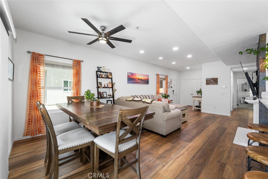 1516 Pacific Coast Highway, Unit 101 Huntington Beach, CA 92648 - Photo 12 of 58 Host all of your guests after a day at the beach