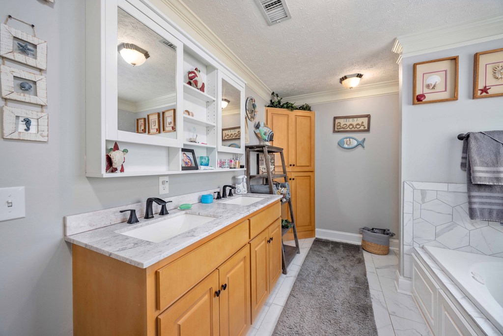 2083 Johnson Mill Road Hamilton, GA 31811 - Photo 23 of 54 Master Bath