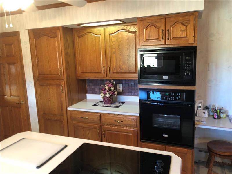 143 St James Road Ringgold, PA 15770 - Photo 4 of 17