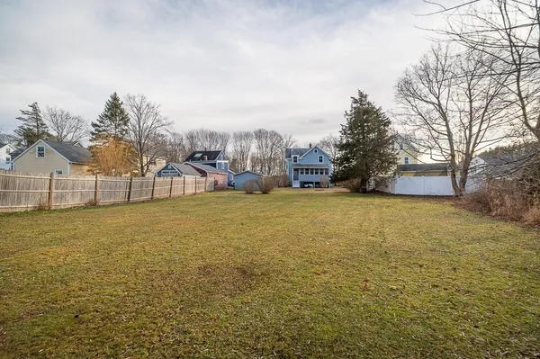 $1,099,000 | 8 Forest Street, Manchester, MA 01944