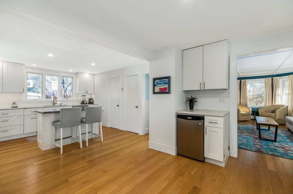 8 Forest Street Manchester, MA 01944 - Photo 3 of 32