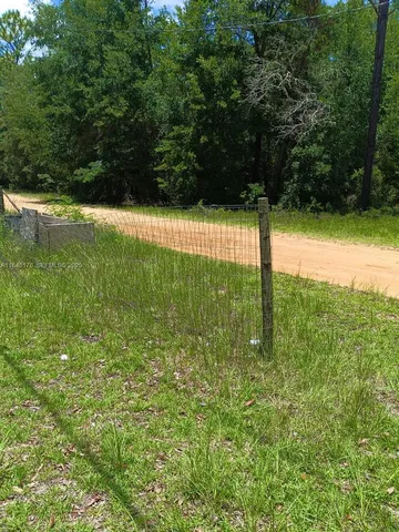 $62,500 | 147 2nd Way, Interlachen, FL 32148