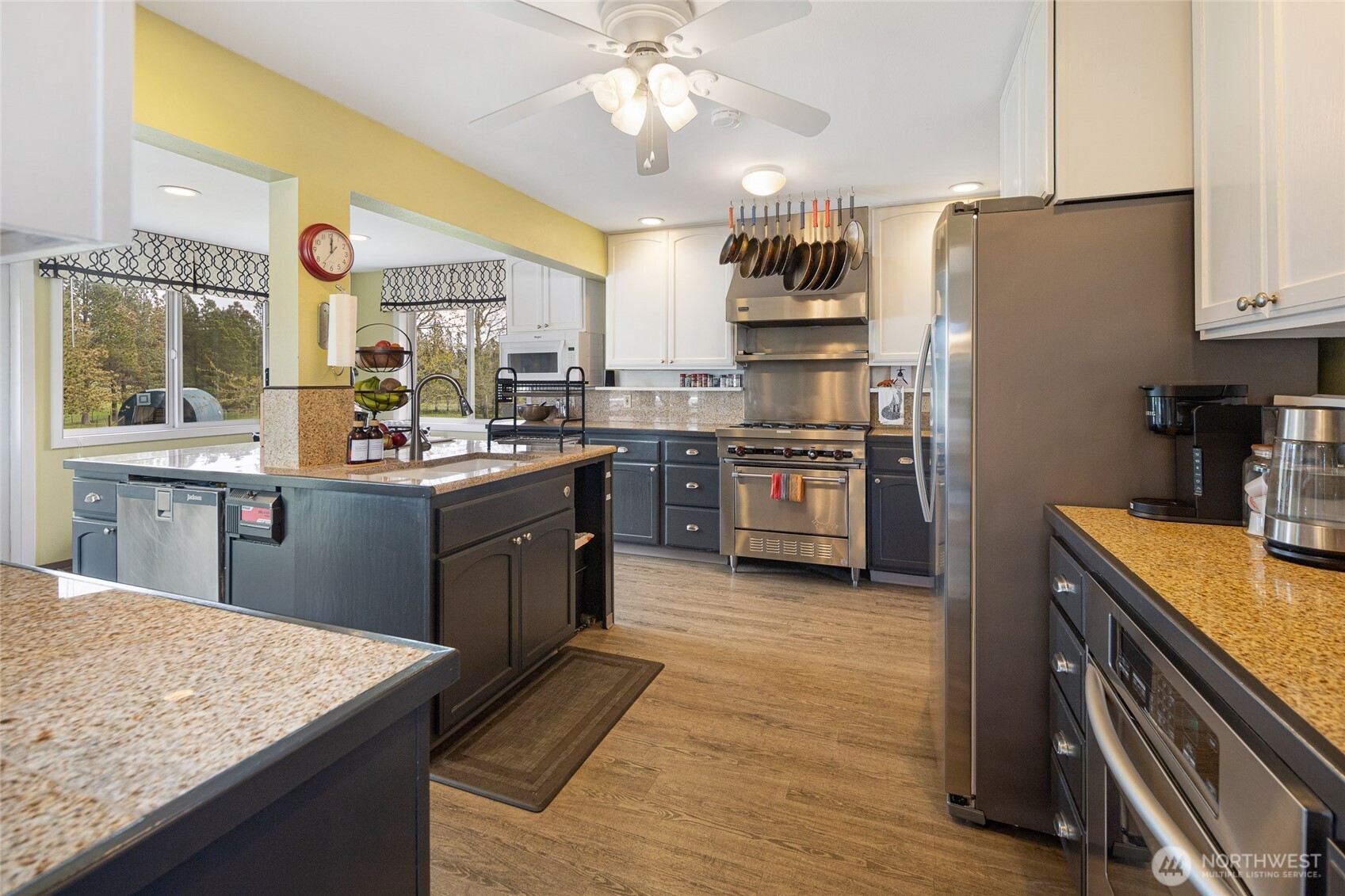 318 Trumpeter Way Friday Harbor, WA 98250 - Photo 11 of 40