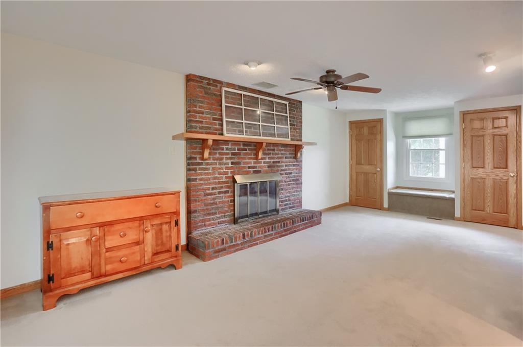 217 Baintree Road Moon Township, PA 15108 - Photo 15 of 34 Gallery Image 15