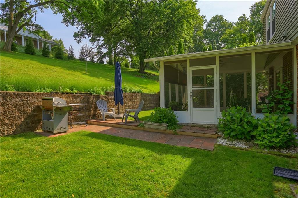 217 Baintree Road Moon Township, PA 15108 - Photo 32 of 34 Gallery Image 32