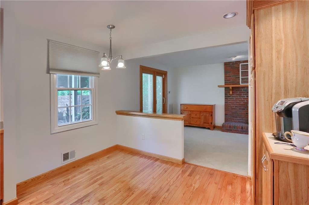 217 Baintree Road Moon Township, PA 15108 - Photo 4 of 34 Gallery Image 4