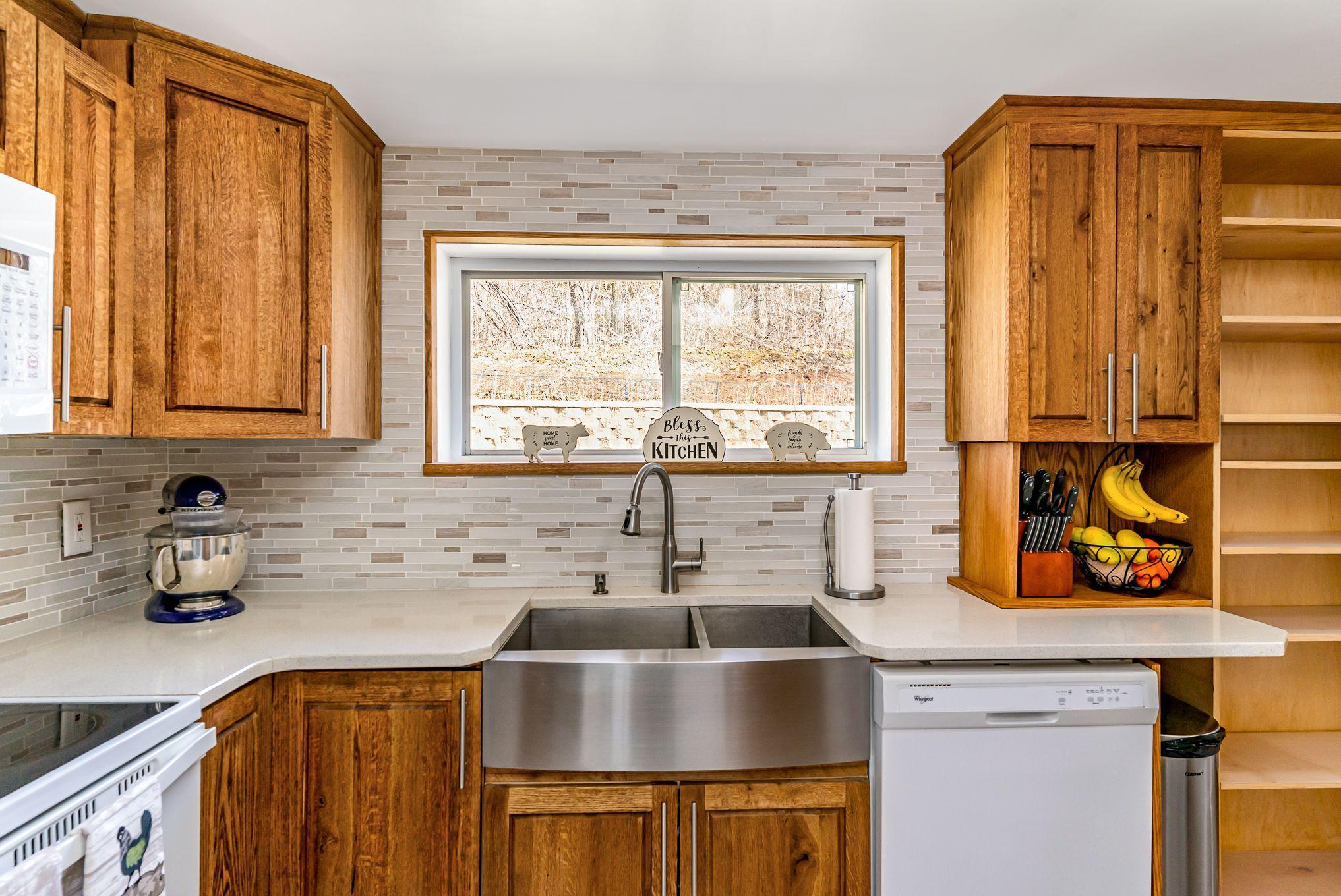 5817 Rowland Road Minnetonka, MN 55343 - Photo 9 of 21 Gallery Image 9