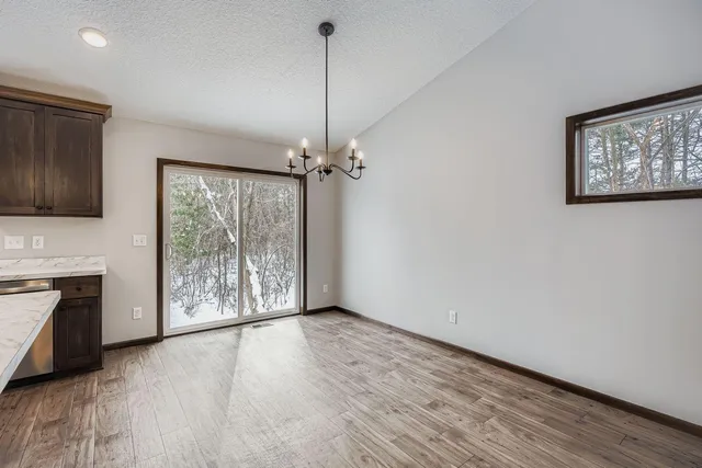 $484,900 | 510 Lois Lane, Lino Lakes, MN 55014