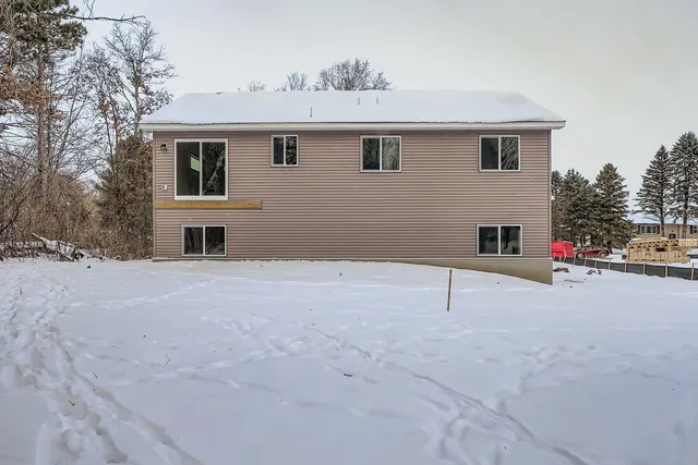 $484,900 | 510 Lois Lane, Lino Lakes, MN 55014