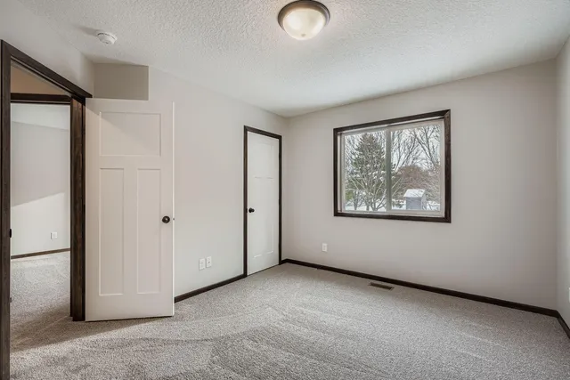 $484,900 | 510 Lois Lane, Lino Lakes, MN 55014