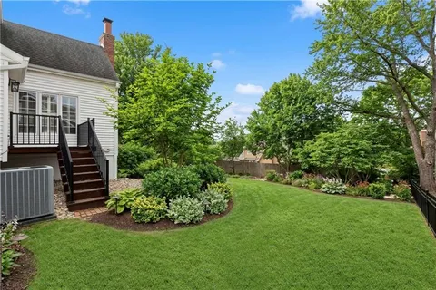 $535,000 | 11824 Avila Drive, Kansas City, MO 64114