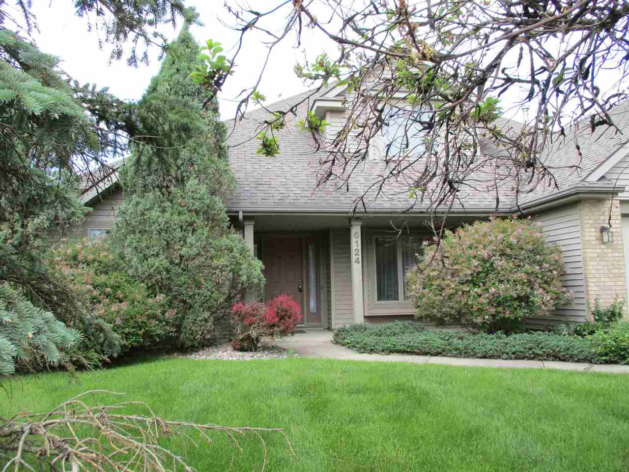6124 Shadow Ridge Place Fort Wayne, IN 46804 - Photo 2 of 18 Gallery Image 2