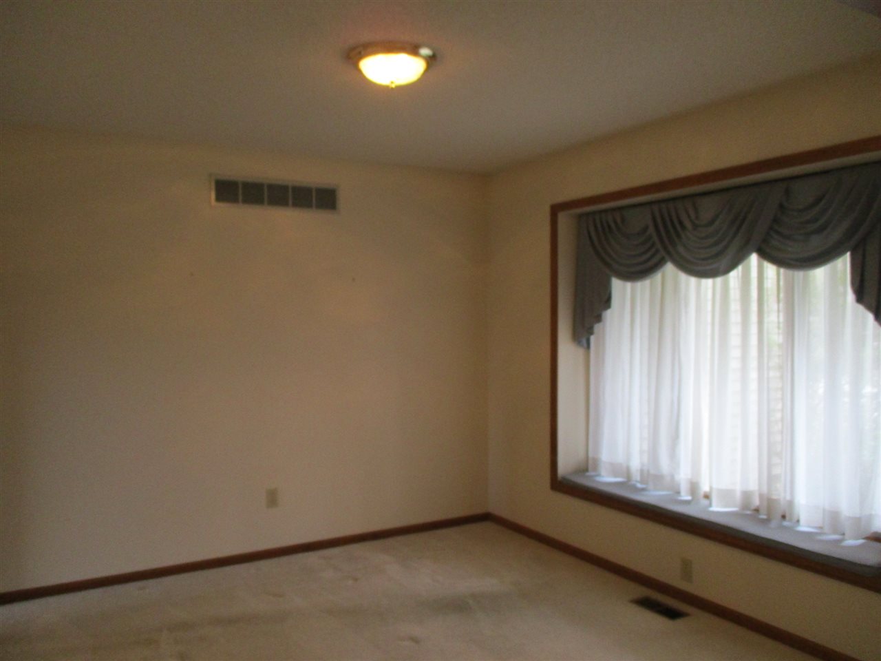 6124 Shadow Ridge Place Fort Wayne, IN 46804 - Photo 12 of 18 Gallery Image 12