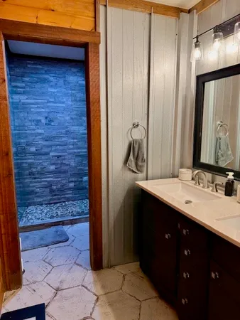 a bathroom with a bathtub