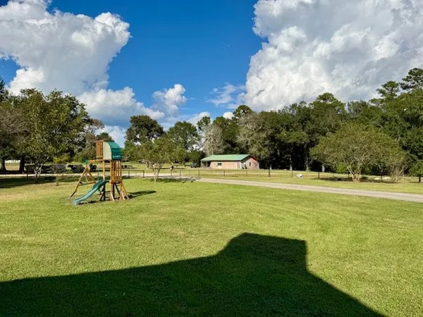 $850,000 | 545 Farm To Market 834, Liberty, TX 77575