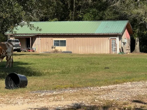 $850,000 | 545 Farm To Market 834, Liberty, TX 77575