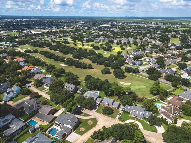 $390,000 | 14 Rue Dijon, Kenner, LA 70065