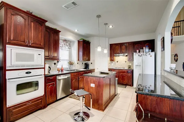 $3,250 | 705 Sundown Way, Murphy, TX 75094