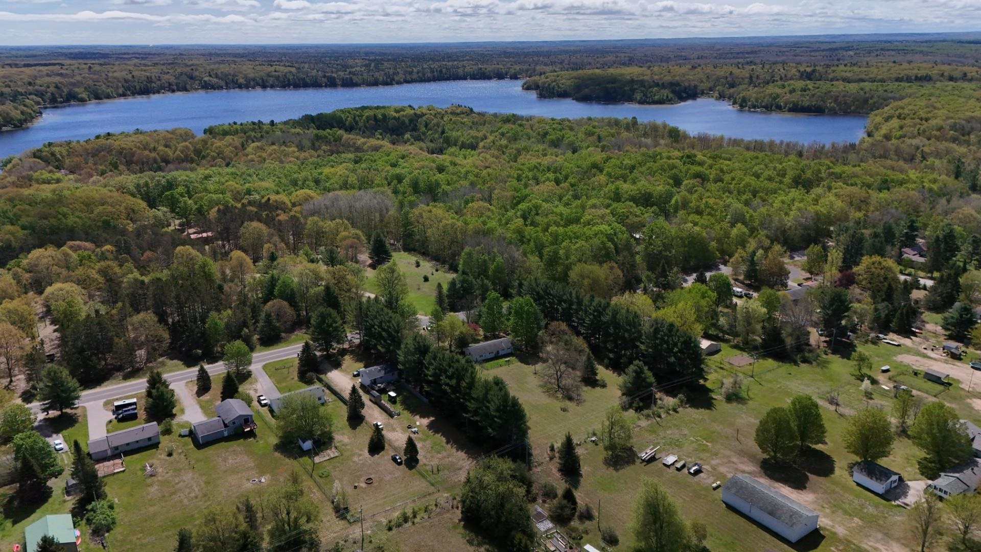 6296 North Reynolds Road Lake Ann, MI 49650 - Photo 31 of 32
