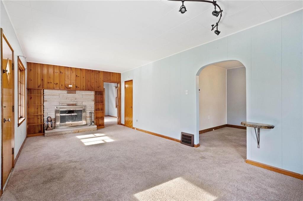 537 Shenango Road Beaver Falls, PA 15010 - Photo 9 of 25 Gallery Image 9