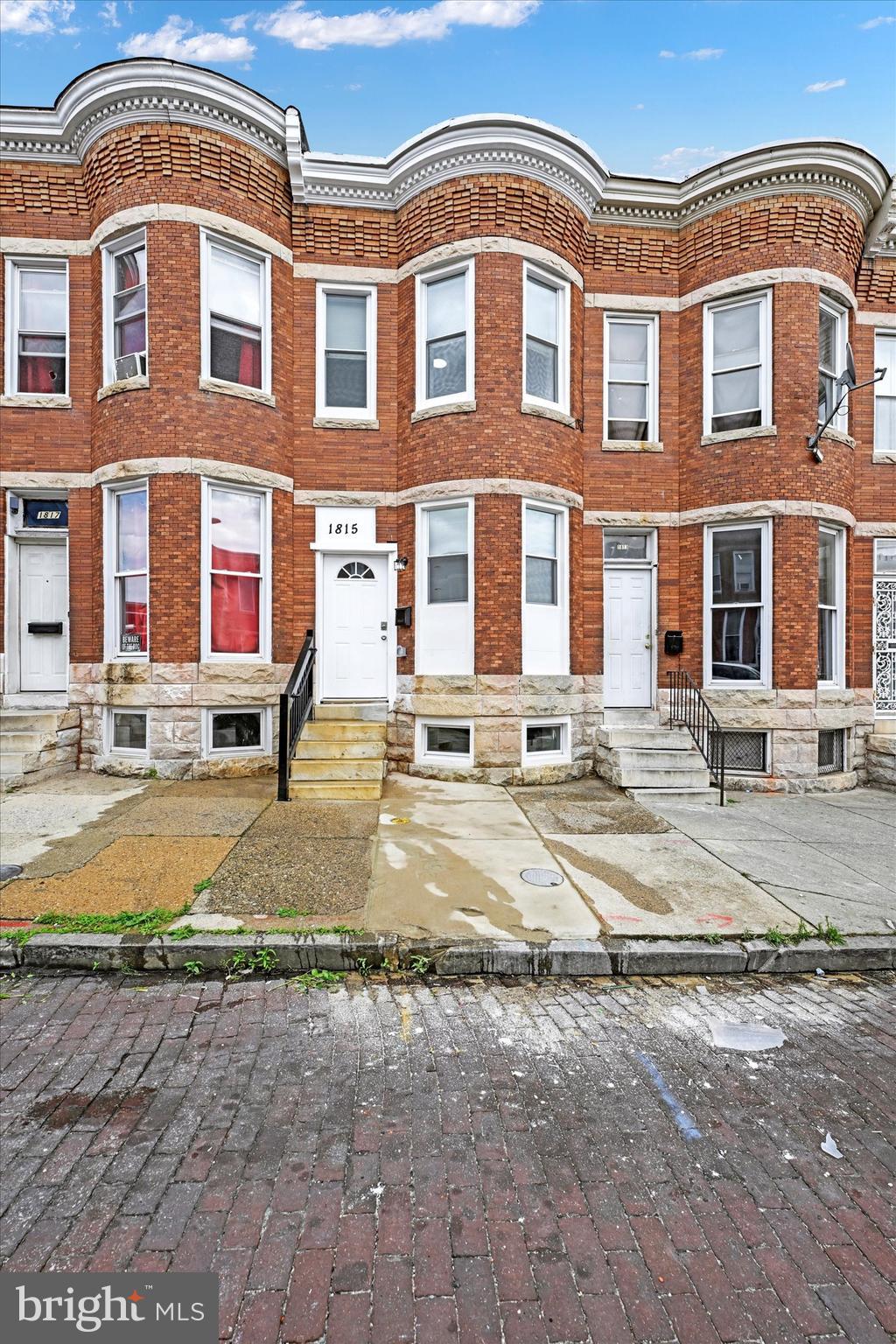 1815 Appleton Street Baltimore, MD 21217 - Photo 3 of 32 Gallery Image 3