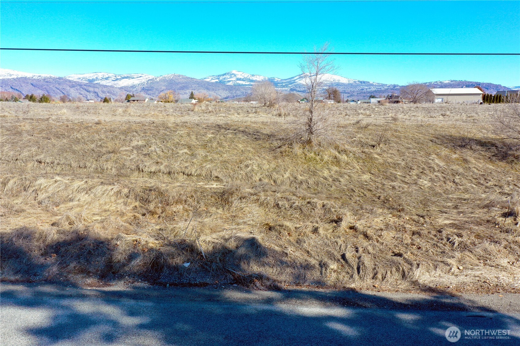 3-lot 3-lot Miller Road Omak, WA 98841 - Photo 2 of 13 a view of water heater and wooden floor