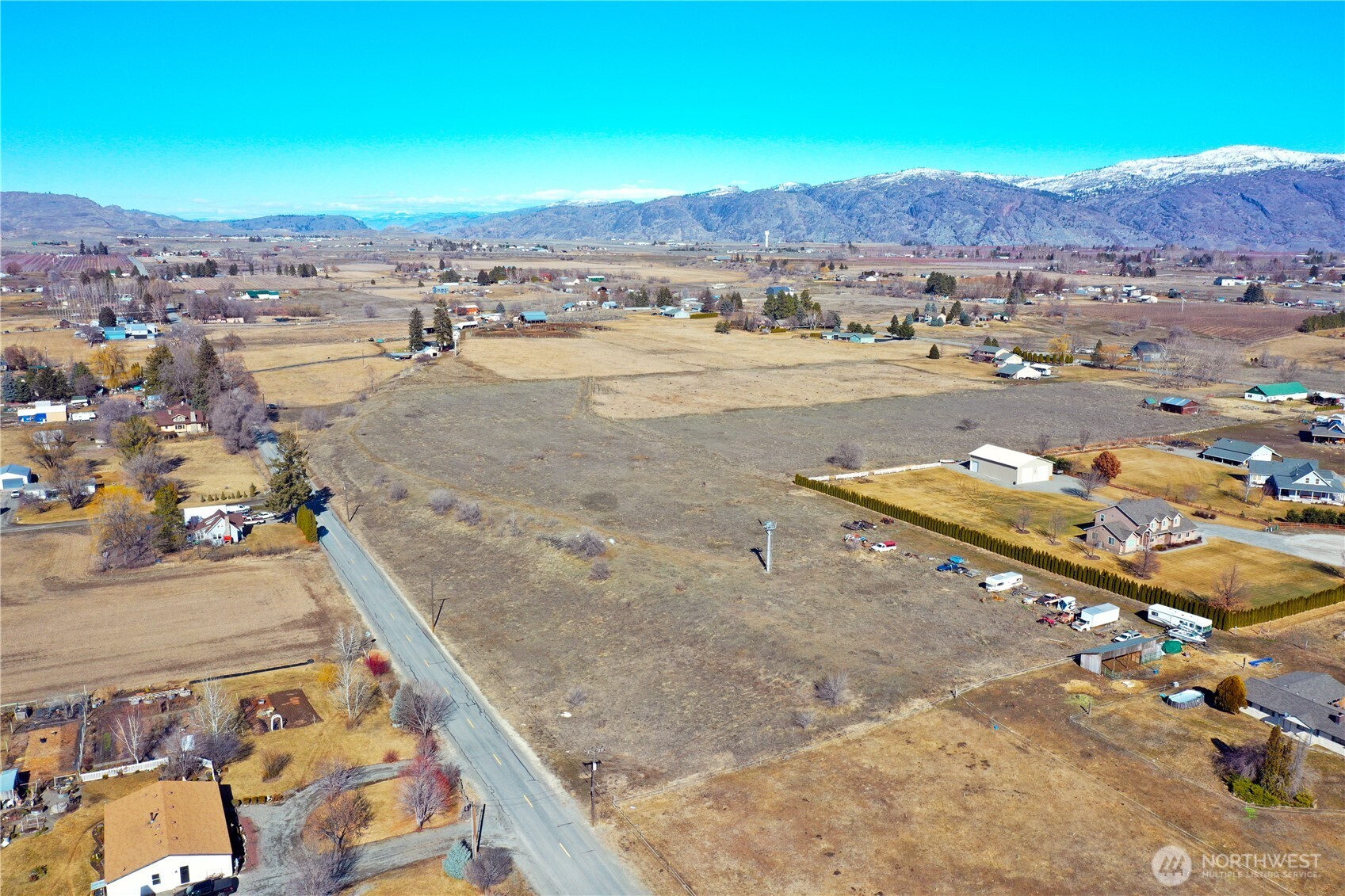 3-lot 3-lot Miller Road Omak, WA 98841 - Photo 7 of 13 an aerial view of residential houses with outdoor space