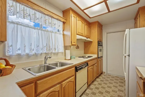 $465,000 | 724 East Atlantic Avenue, Fairfield, CA 94533