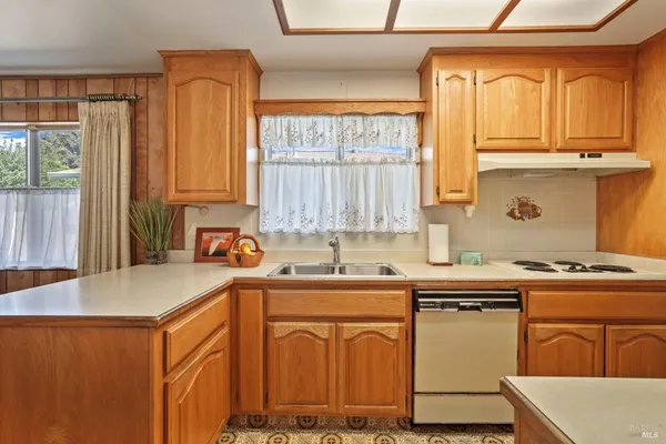 $465,000 | 724 East Atlantic Avenue, Fairfield, CA 94533