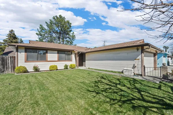 $465,000 | 724 East Atlantic Avenue, Fairfield, CA 94533