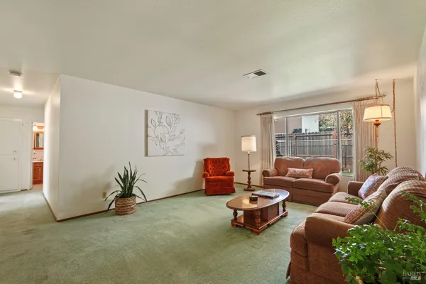 $465,000 | 724 East Atlantic Avenue, Fairfield, CA 94533