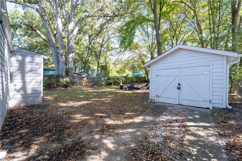 3046 Dobbs Way Atlanta, GA 30344 - Photo 27 of 32