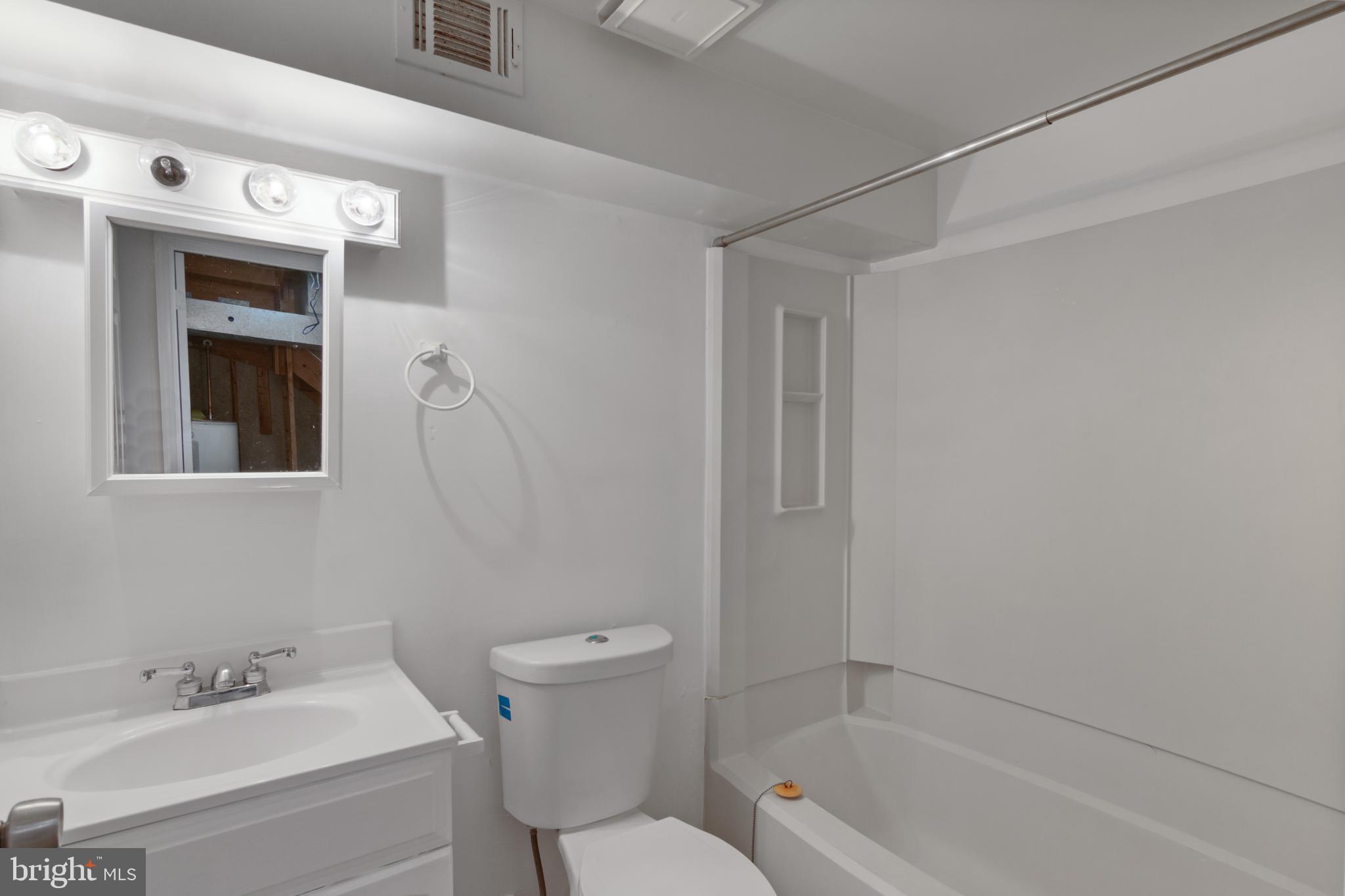 14516 Banquo Terrace, Unit 71 Silver Spring, MD 20906 - Photo 32 of 33 Gallery Image 32