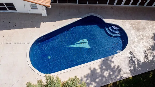 $7,850 | 9881 Southwest 1st Court, Plantation, FL 33324